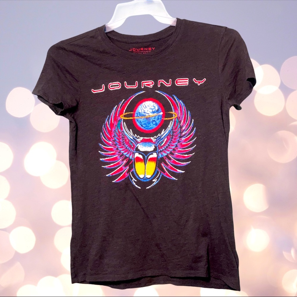 Journey X Lucky Brand Tee in Size XS
